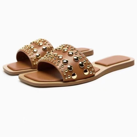 Flat Gold button sandals - Novalito