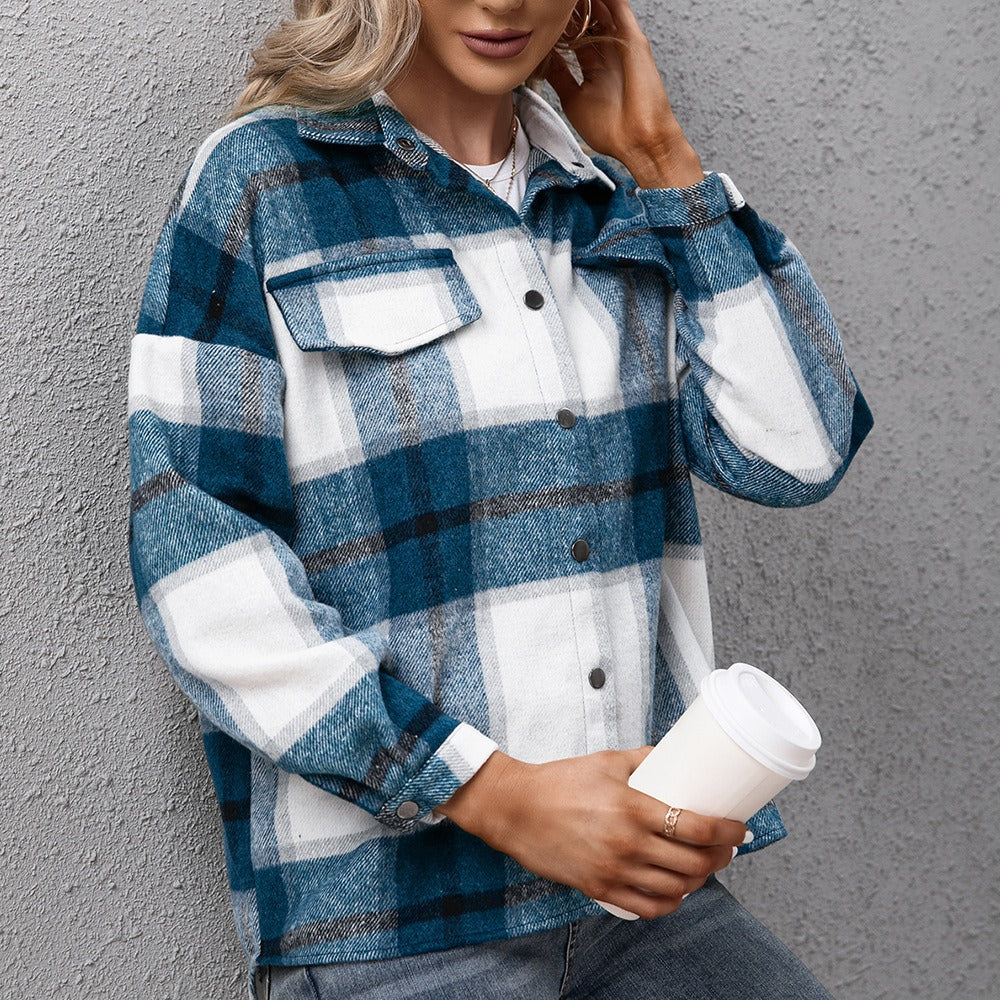 Long sleeved plaid jacket