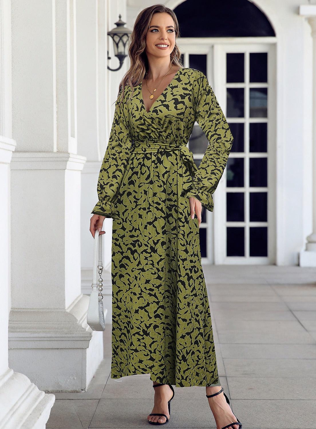 Floral V-neck long sleeved dress - Novalito